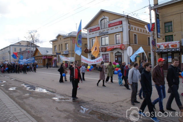 Кто стоит за порядком