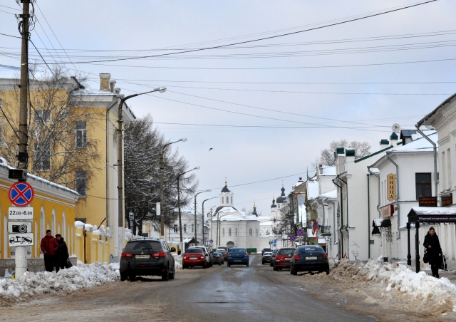 В след