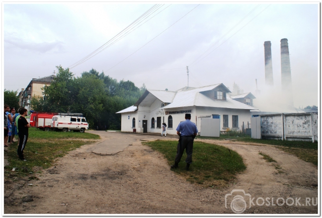 В Костроме сгорела баня. Зеваки