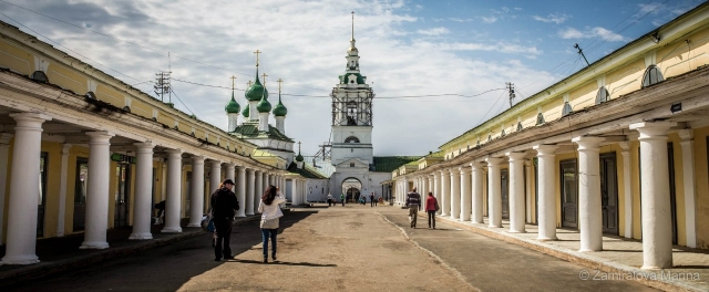 Внутри Костромских торговых рядов