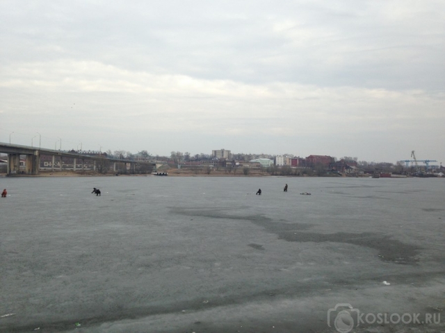 Ловись рыбка, хоть под ногами и зыбко
